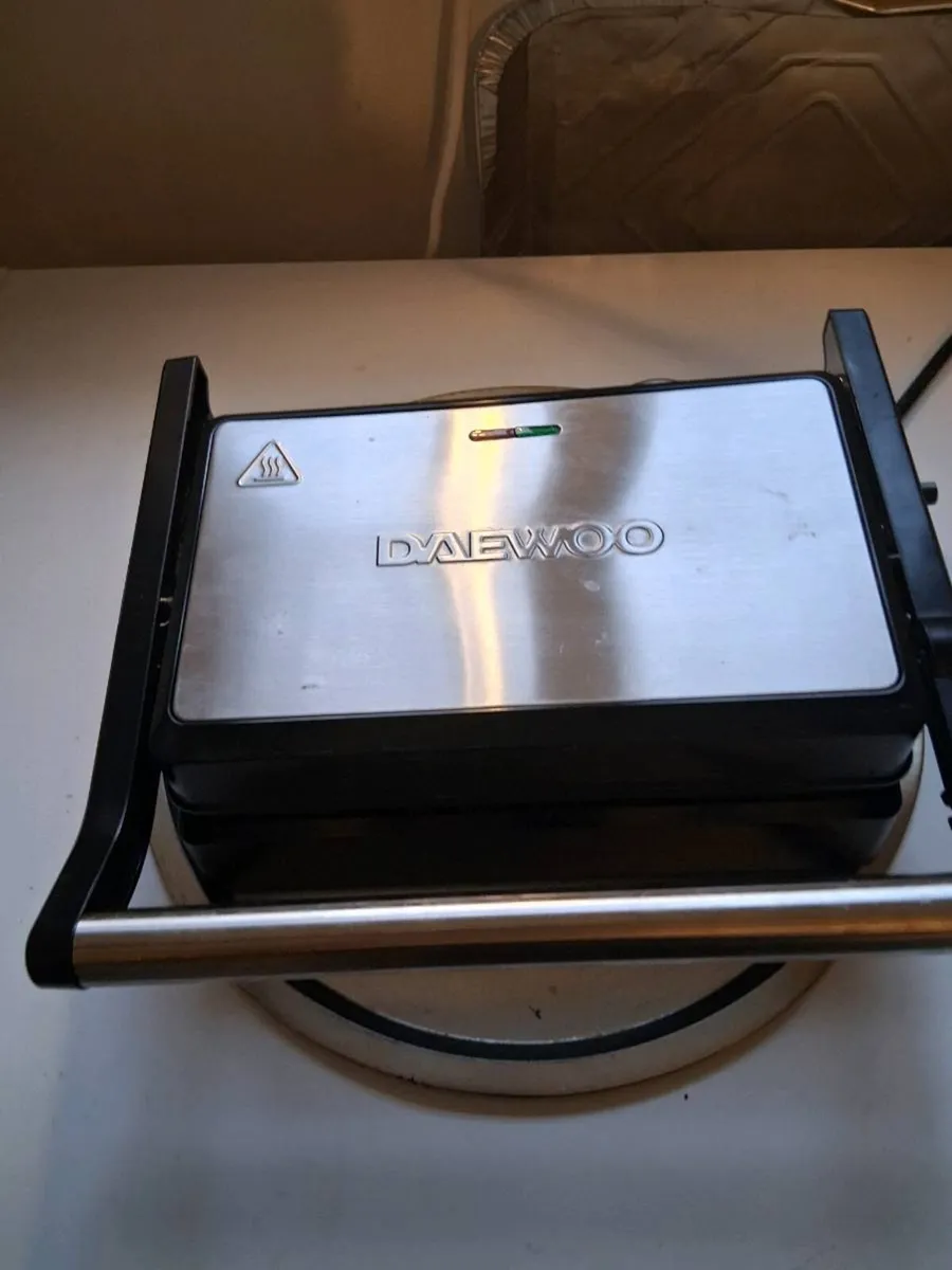 Grill €24 - Image 1
