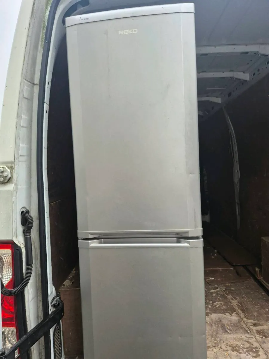 fridge freezer - Image 1