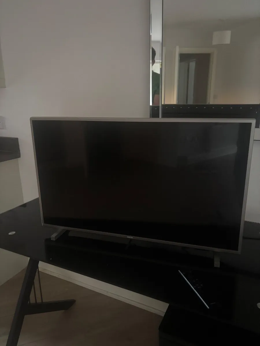 Smart tv - Image 3