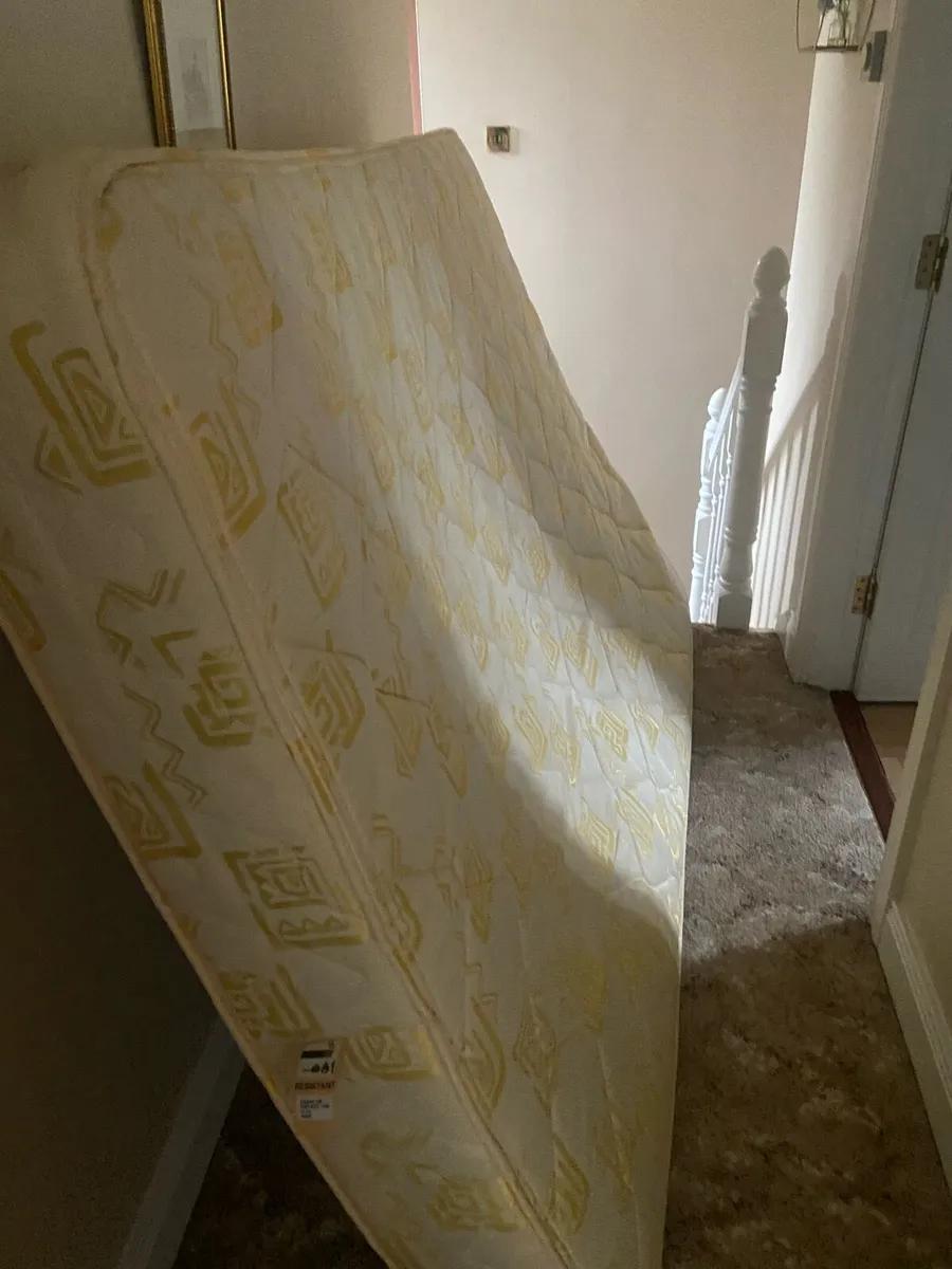 4ft 6 mattress - Image 1