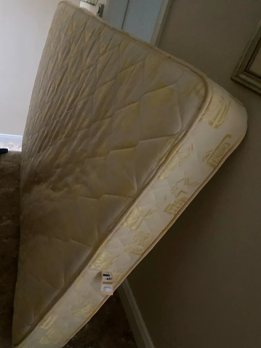 4ft 6 mattress - Image 2