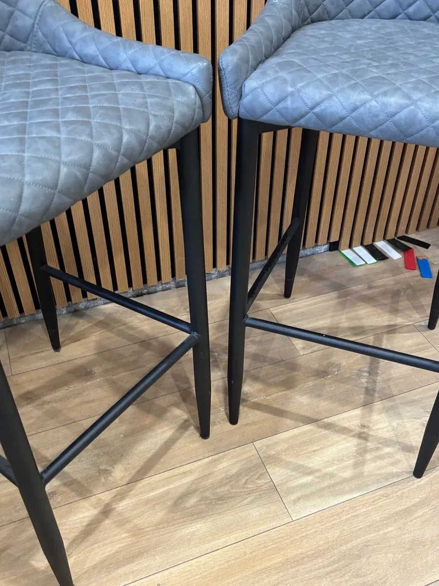 Ez living high stools - Image 4