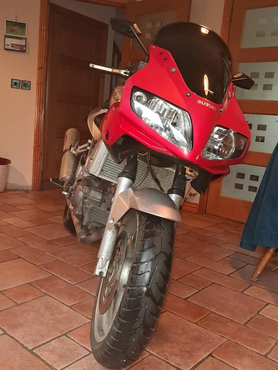 2003 SV 650 - Image 2