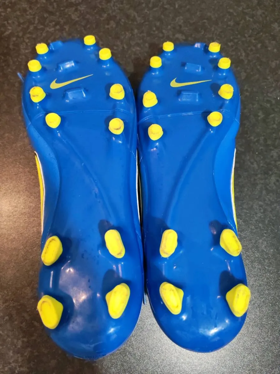 Nike tiempo Football boots - Image 3