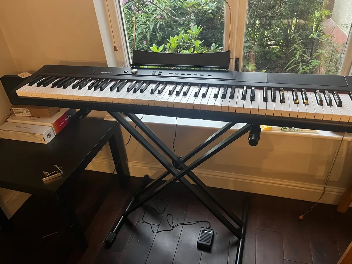 Piano - Image 1