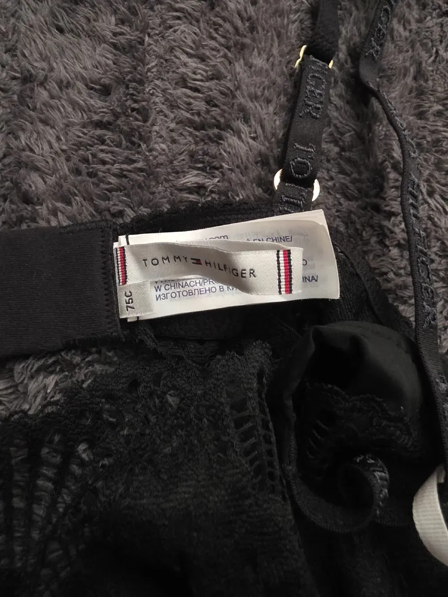 Tommy Hilfiger Balconette Bra 34C/75C - Image 2