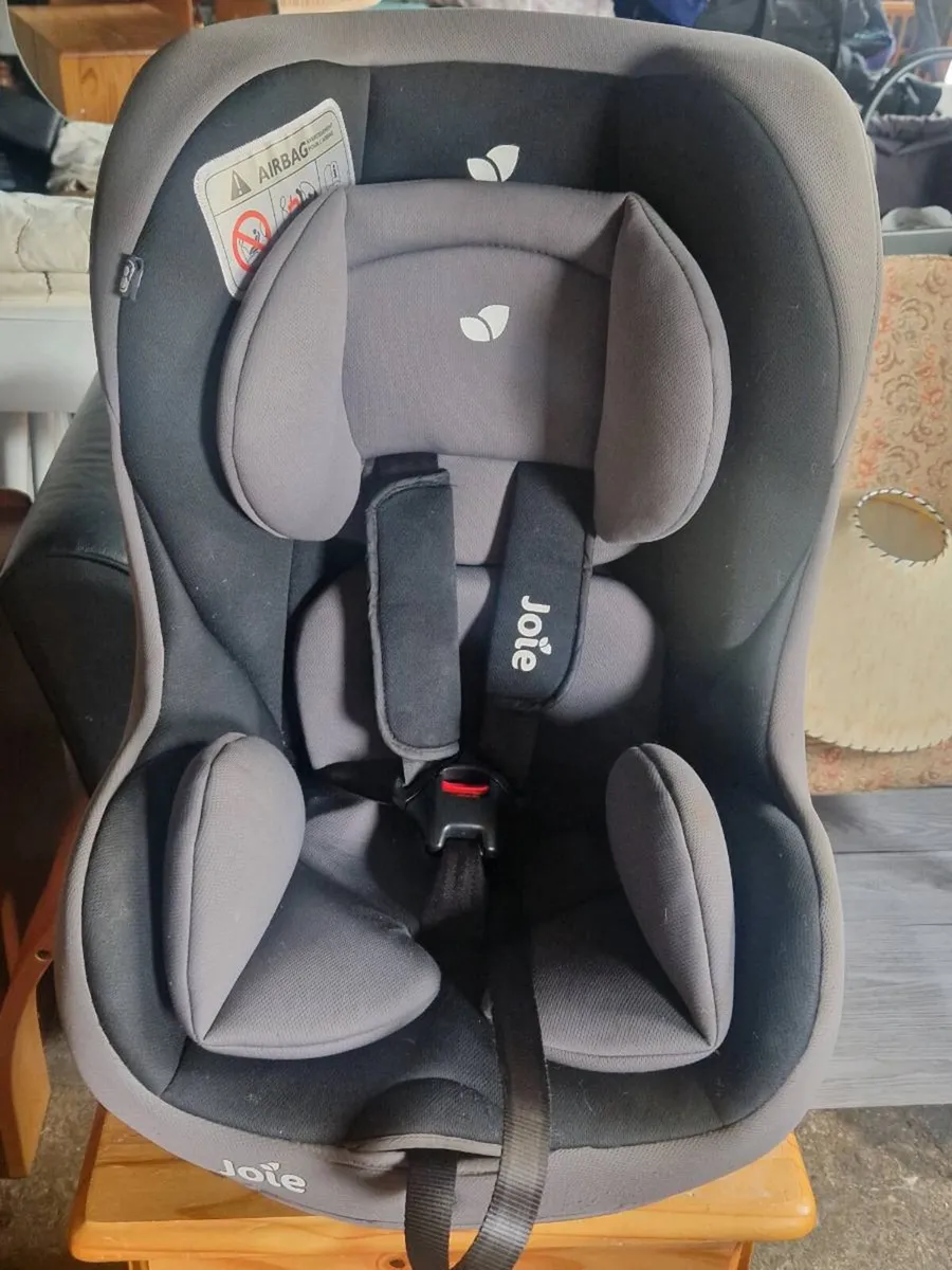 Joie car seat - Image 1