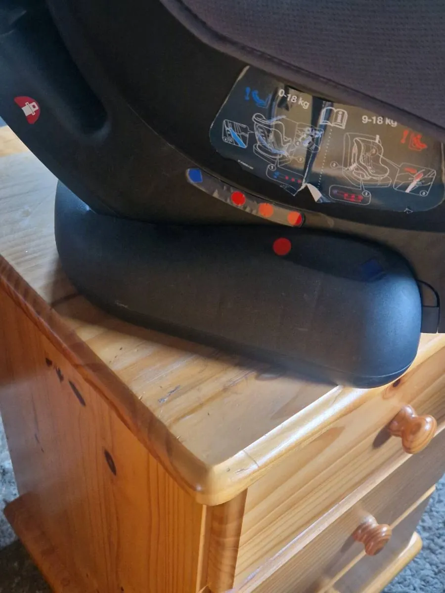 Joie car seat - Image 3