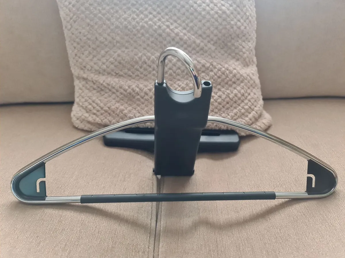 Hyundai Car Headrest Clothes Hanger - Image 1