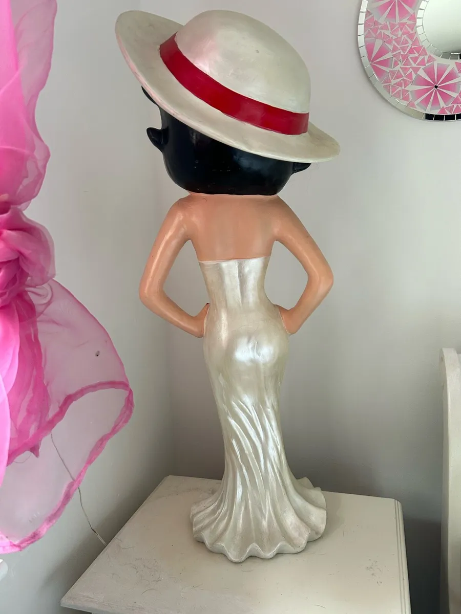 Betty Boop Vintage Statue - Image 3