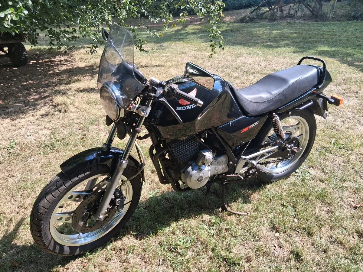 Honda XBR 500 1988 - Image 1