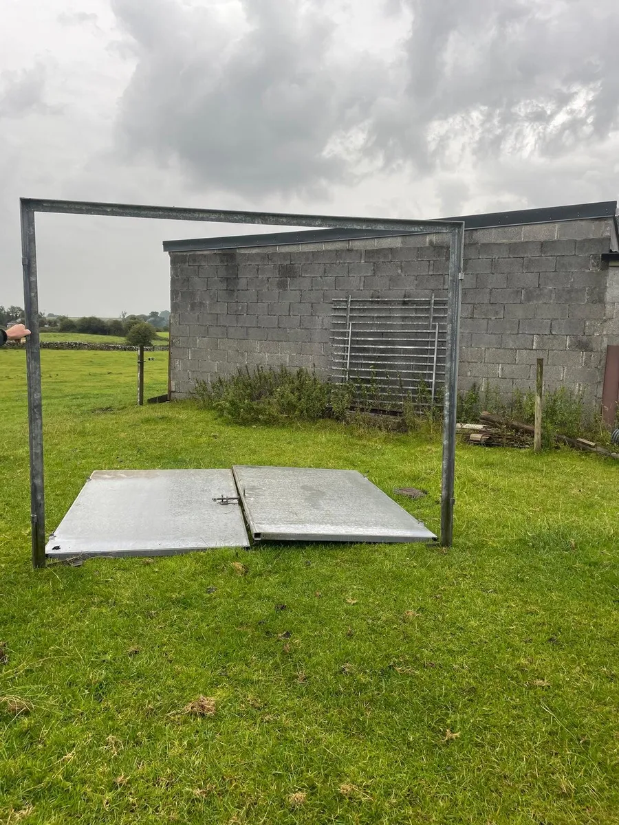 Steel door - Image 2
