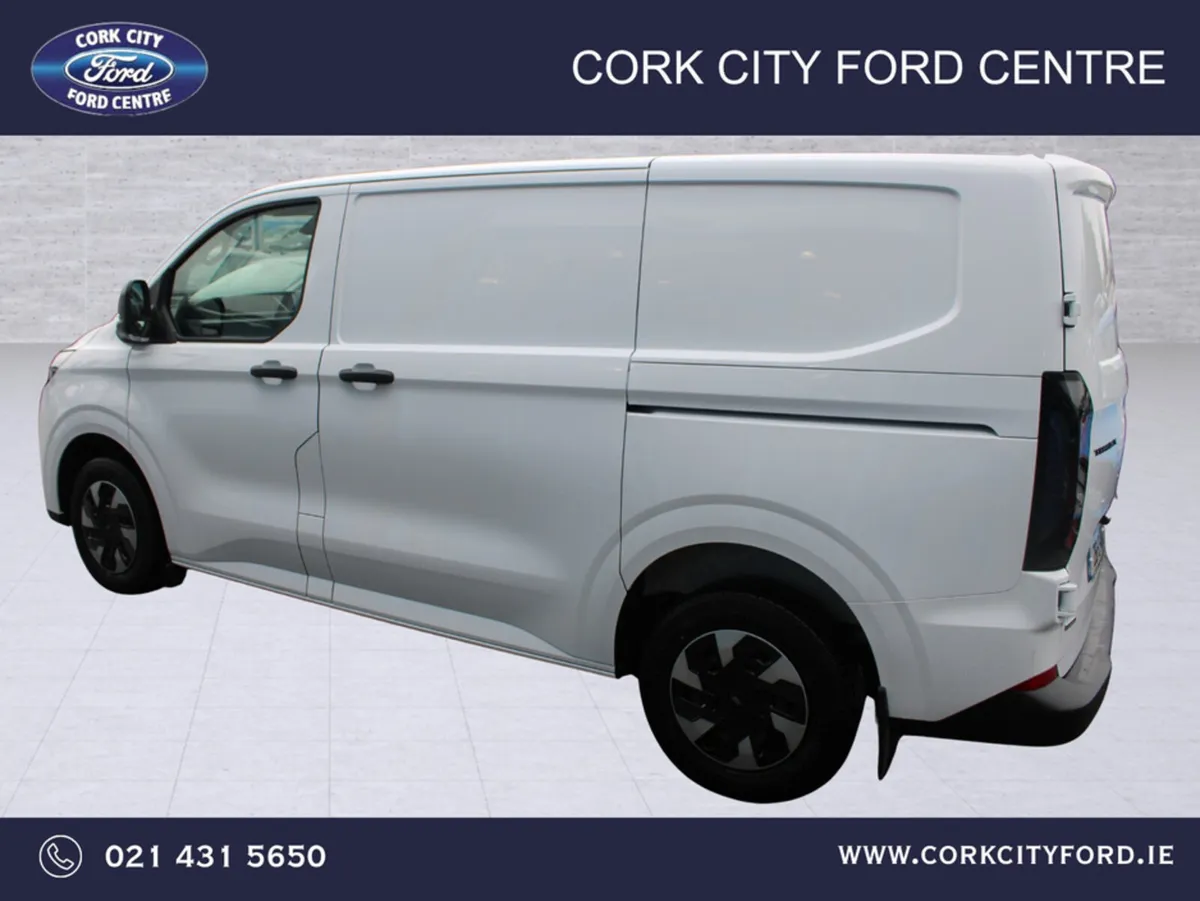 Ford Transit Custom 320S TREND 2.5 - Image 2