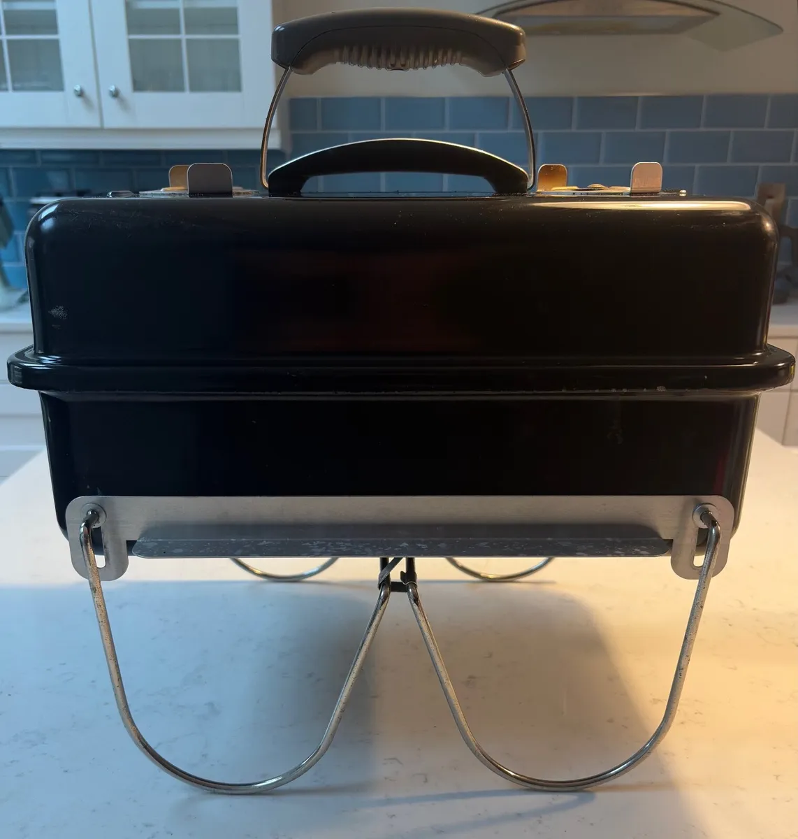 Weber Go-Anywhere Charcoal BBQ - Image 2