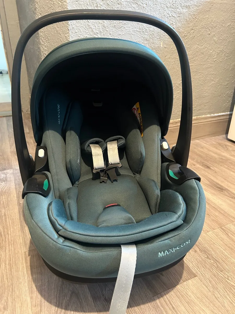 Baby equipment job-lot - Image 4