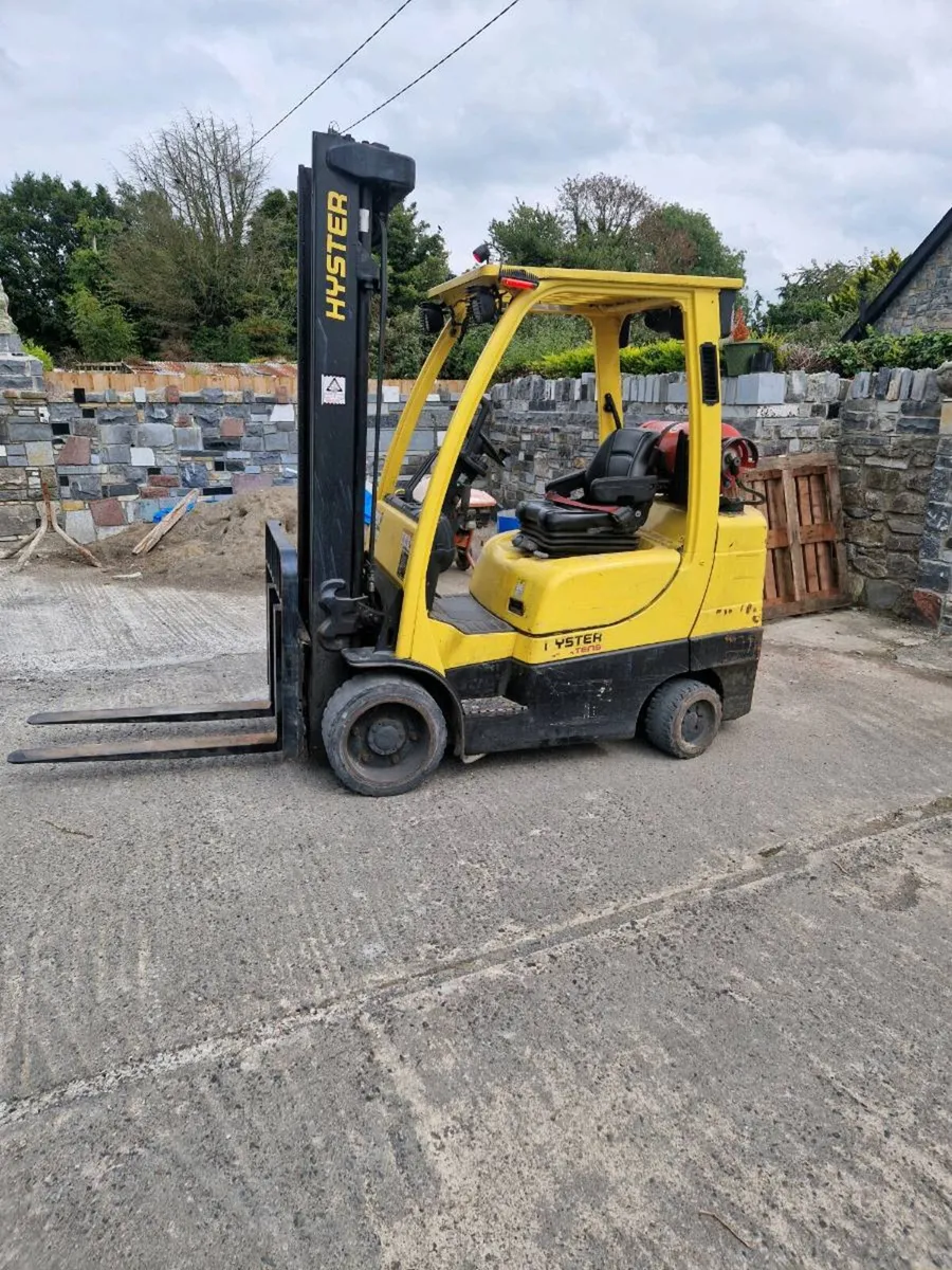Forklifts - Image 3