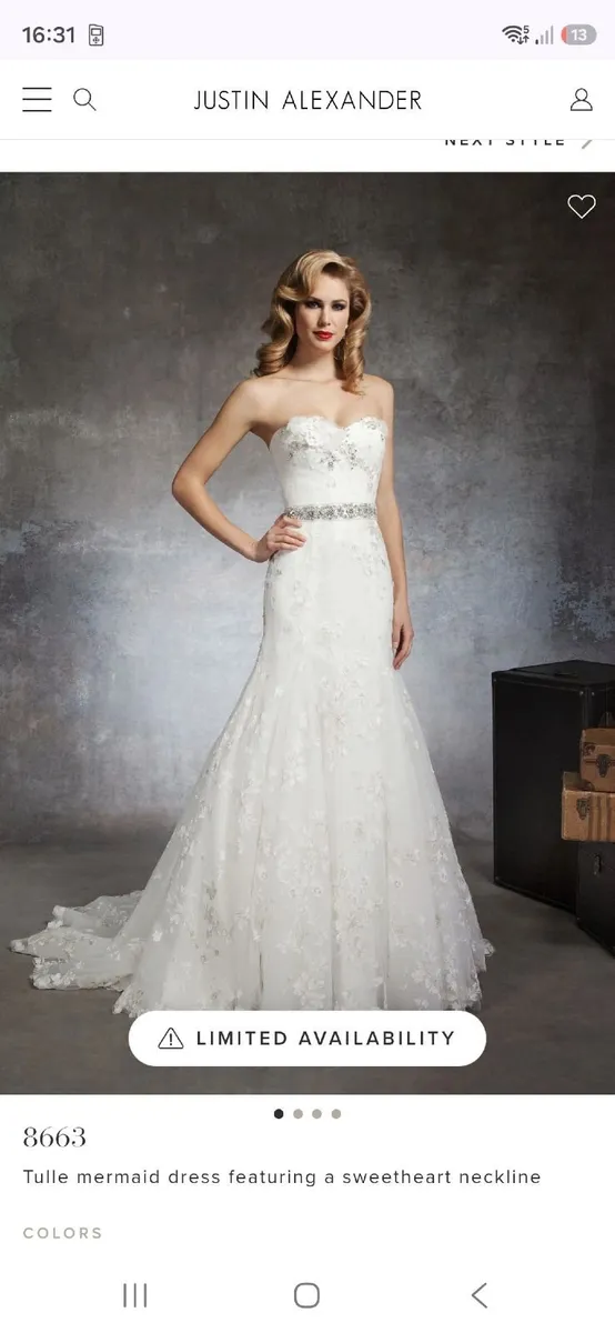 Wedding dress - Image 1