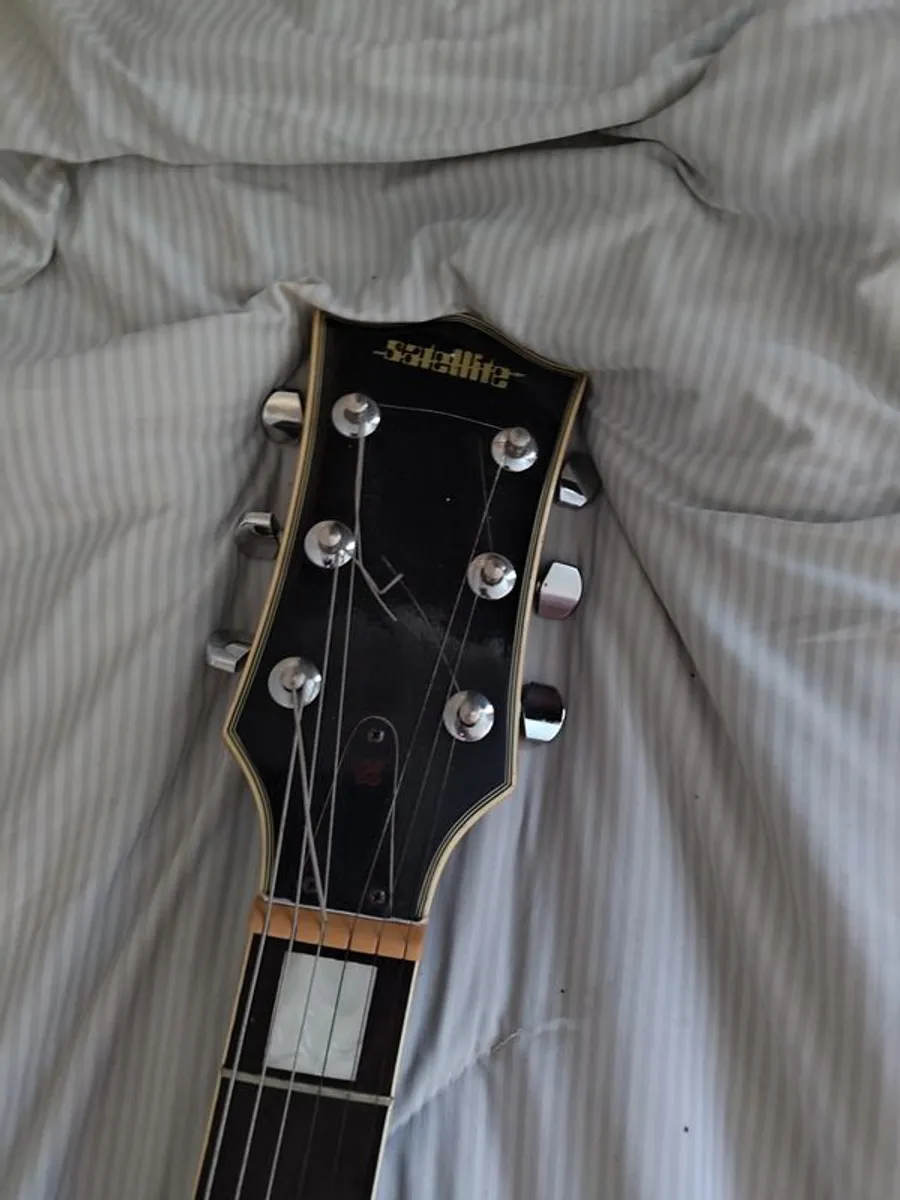 Vintage Les Paul Guitar 1970s - Image 2