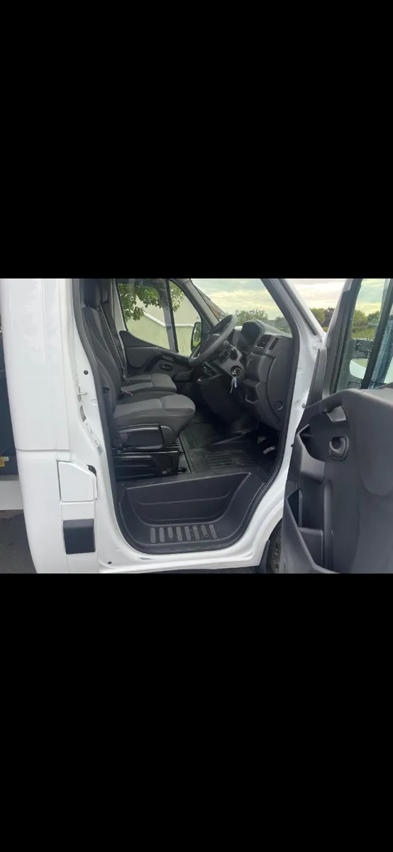 Renault Master 2023 - Image 3