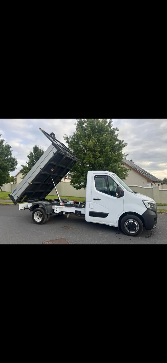 Renault Master 2023 - Image 1