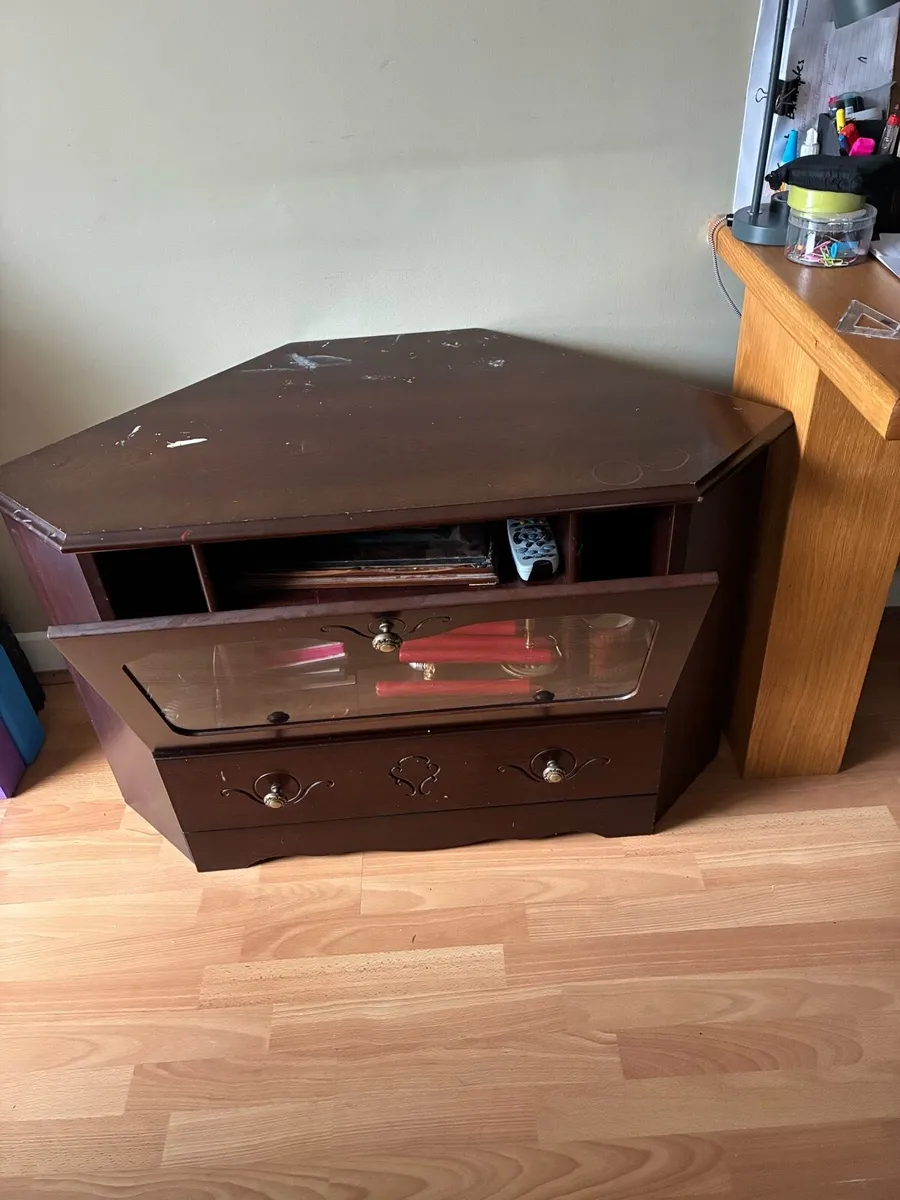 Furniture - Image 3