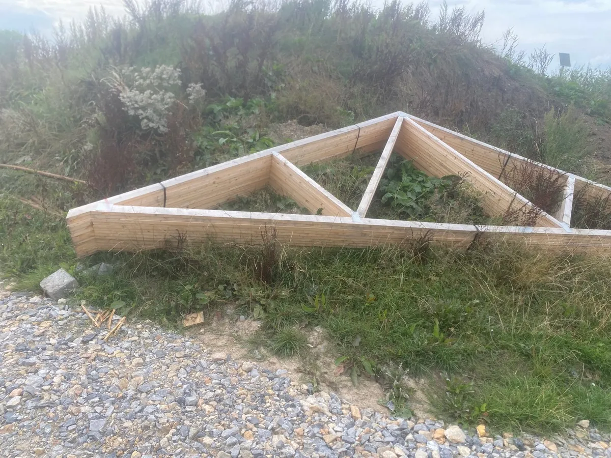 Garage  Truss roof For sale - Image 4
