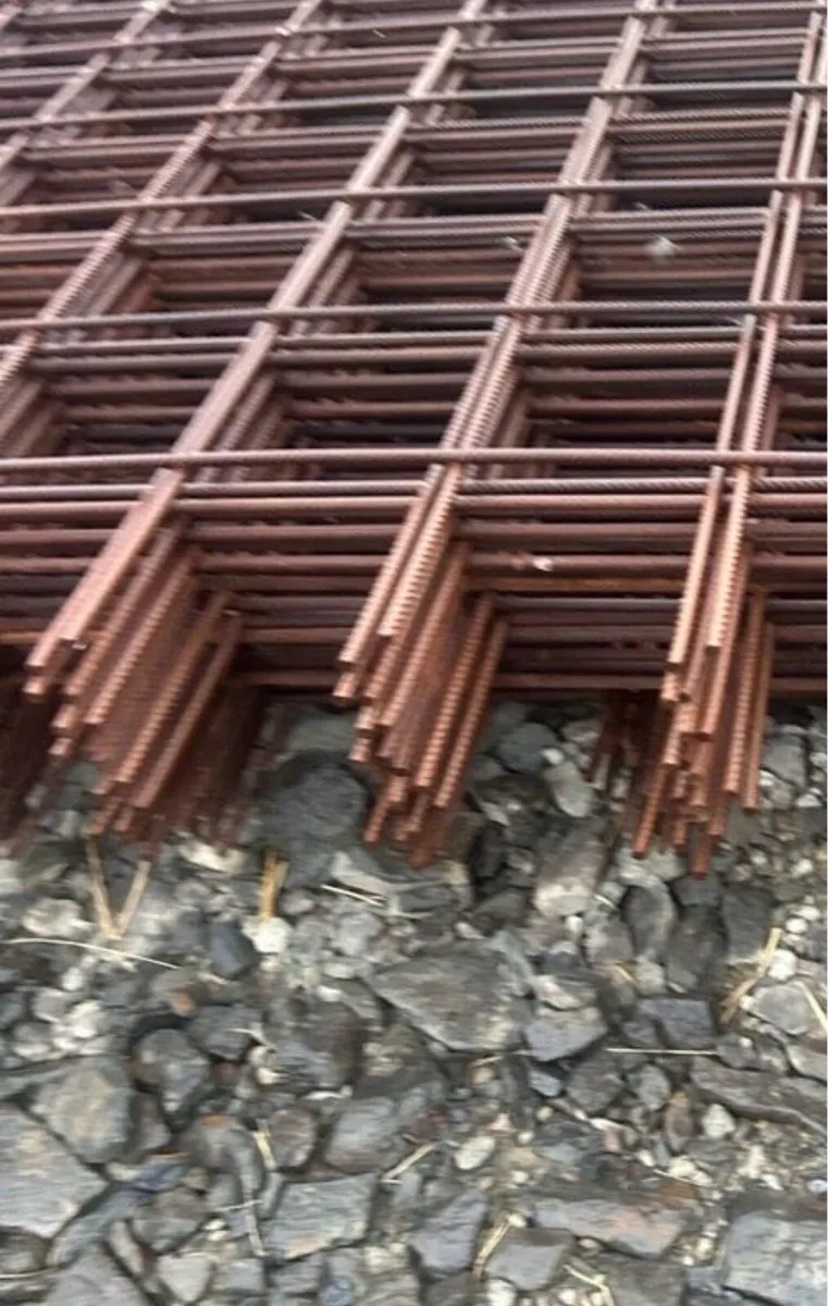 Mesh reinforcement