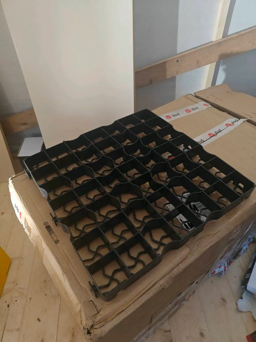 Plastic Gravel Grids (x20) - Image 2
