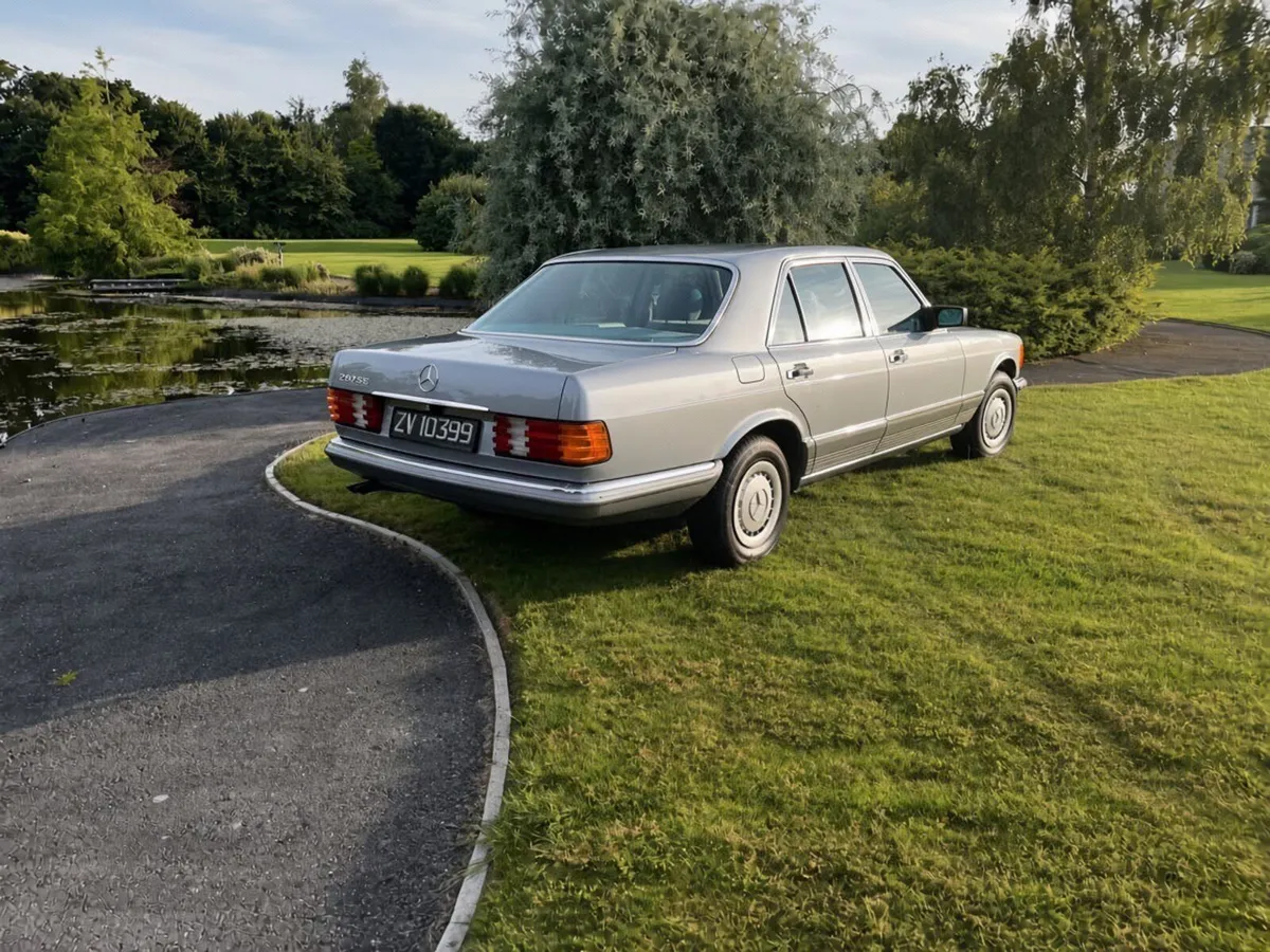 Mercedes 280 SE - Image 4