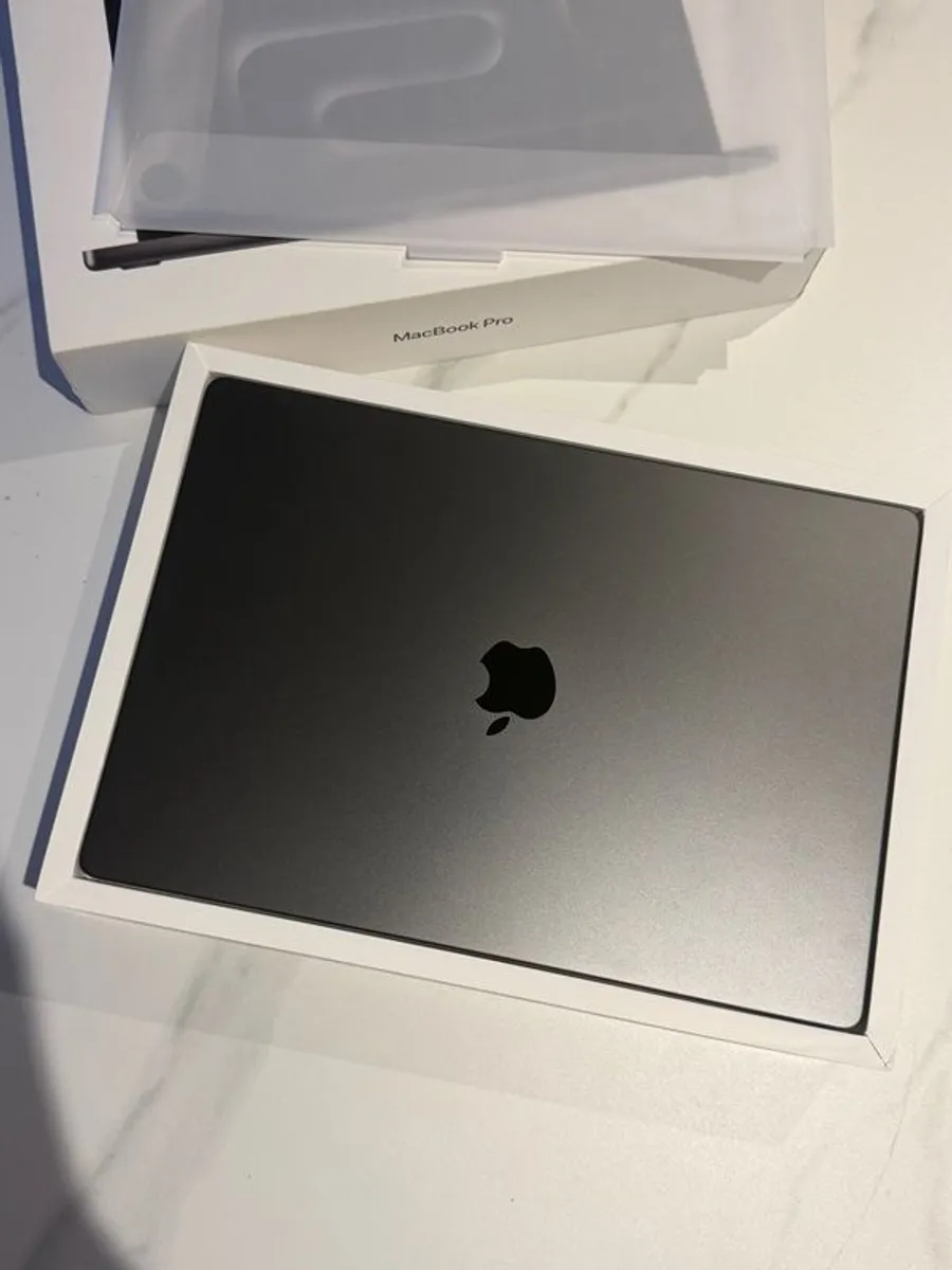 Macbook Pro 16 Inch M3 Pro (12-cpu 18-gpu) 36gb Ram 512gb Ssd 2023 Nov - Image 1