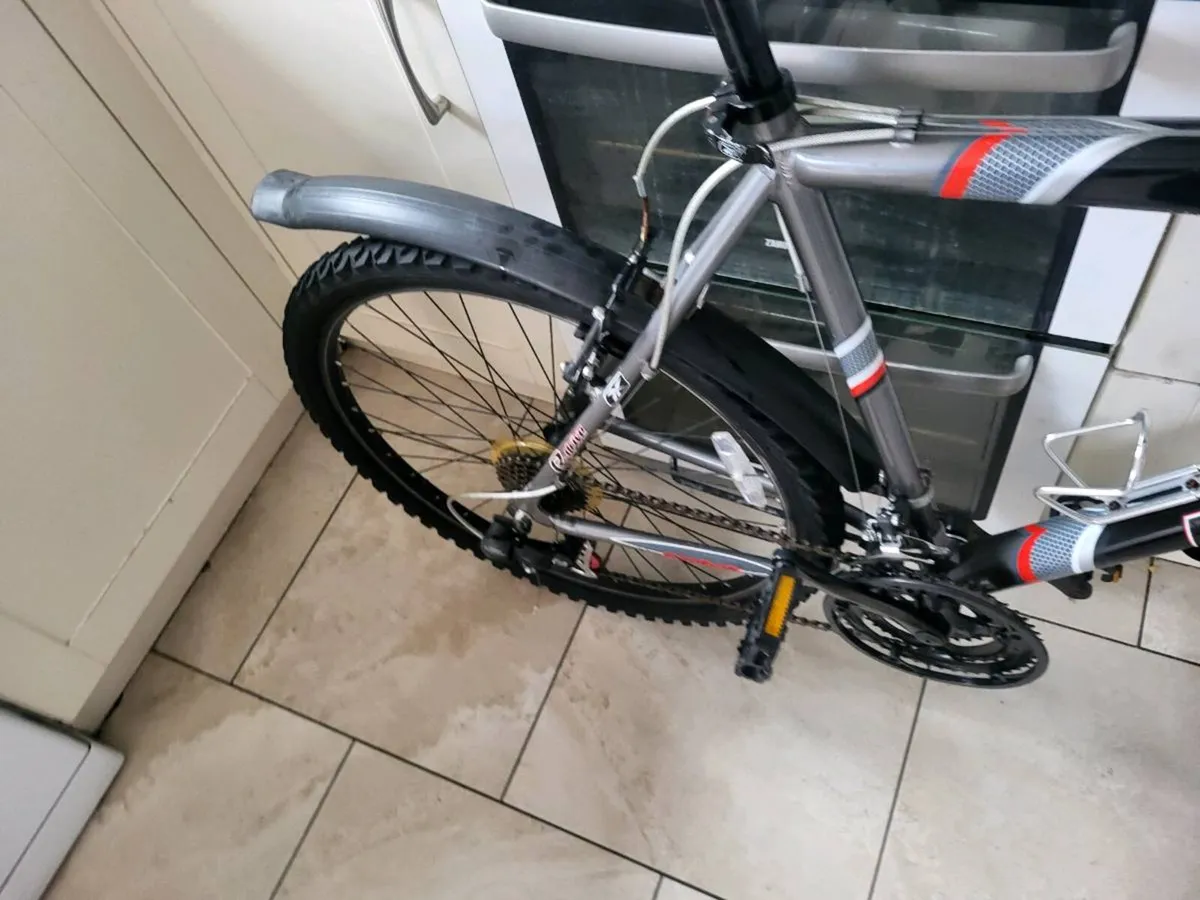 Mountain bike - Image 2