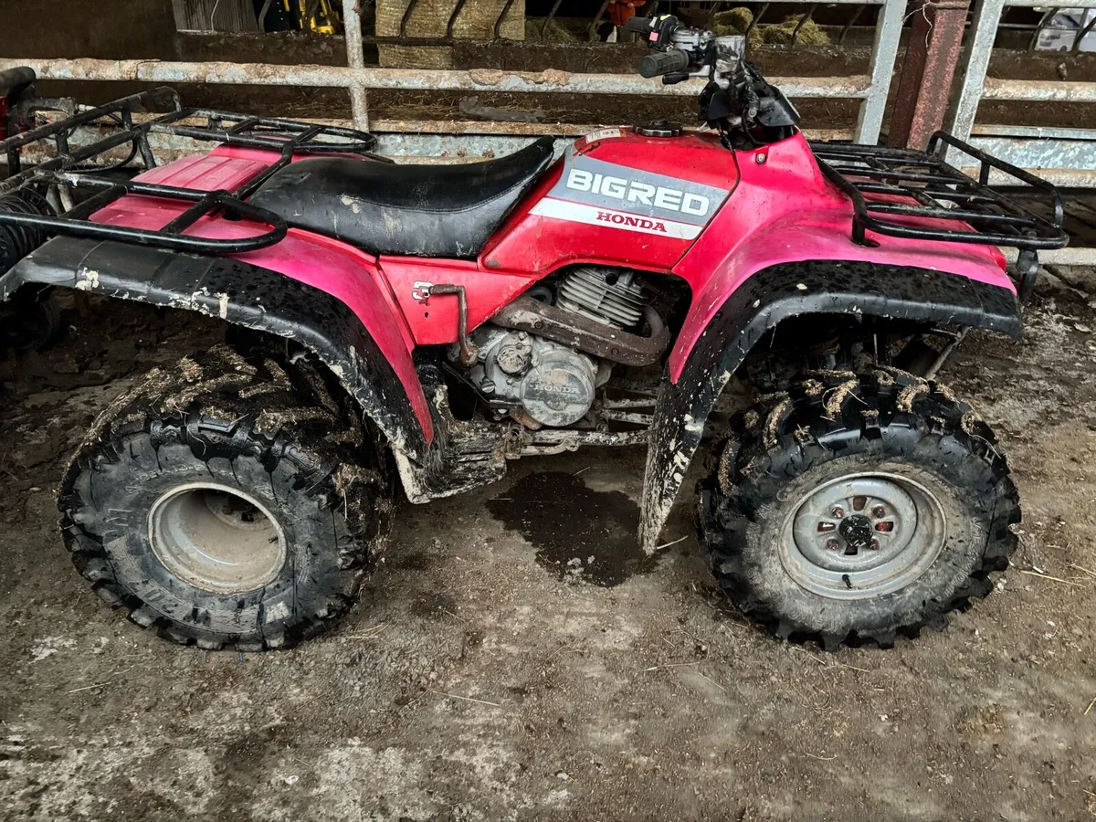 Honda big red 300cc 2wd - Image 3