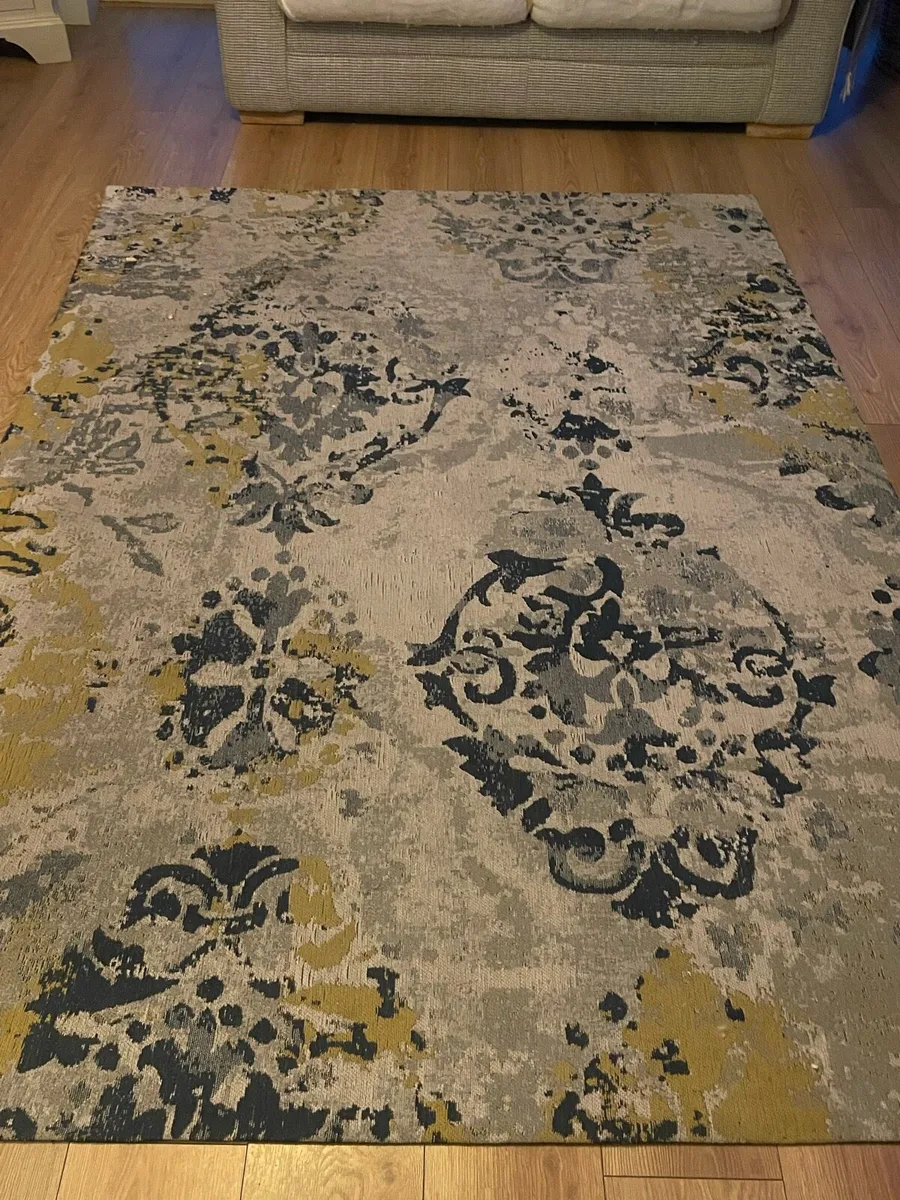 Couch, Curtins and Rug - Image 2