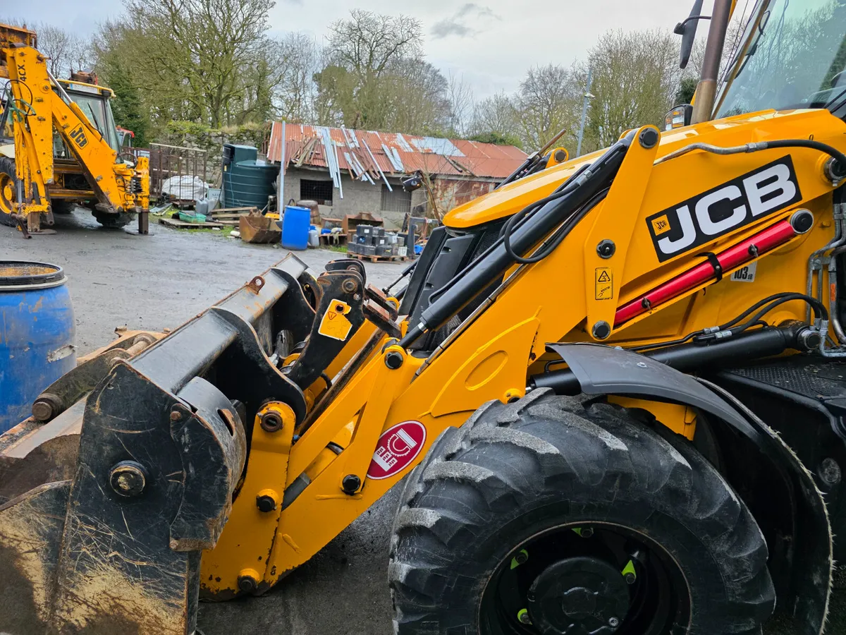 Jcb 3cx  2022  pro - Image 4
