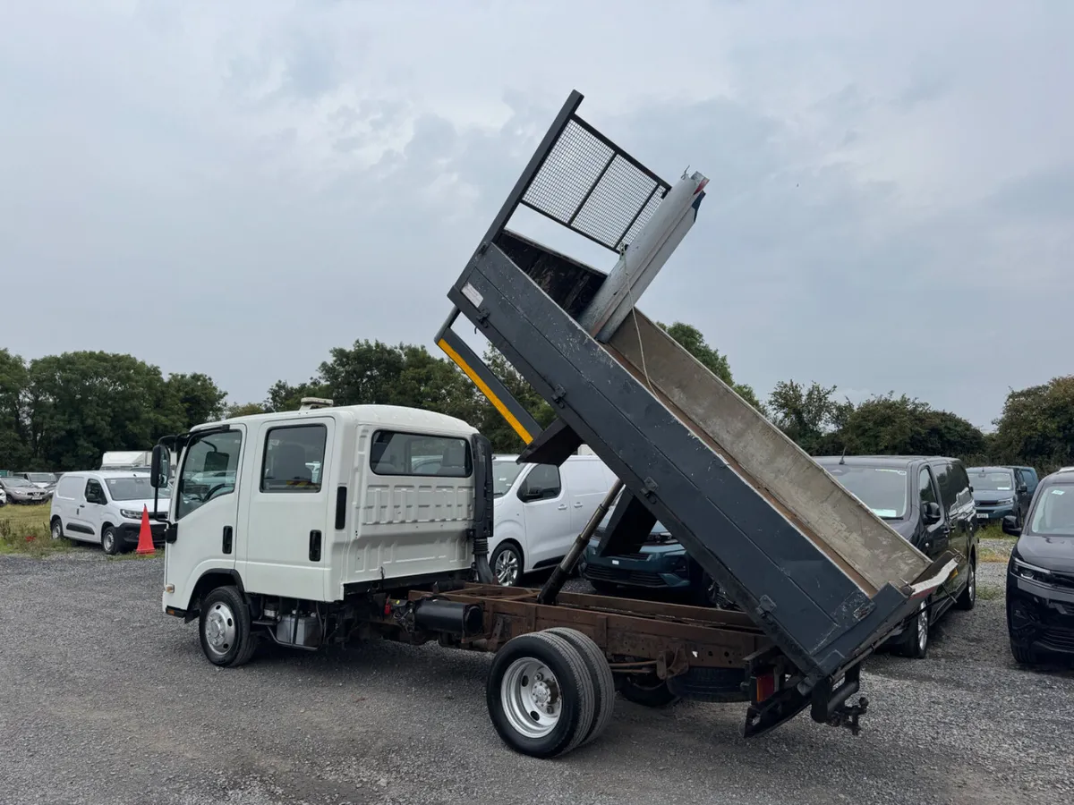 Izuzu NL Crewcab tipper - Image 3