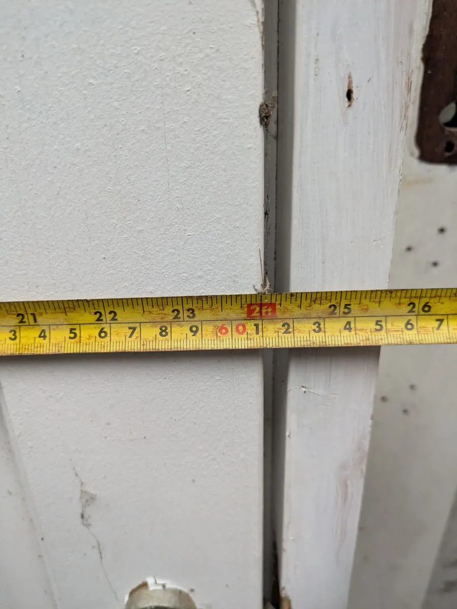 Door and frame, free to a good home. - Image 3