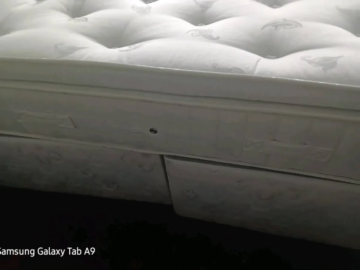 Double bed - Image 3