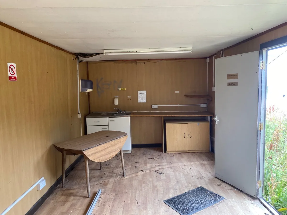Site cabin - Image 4