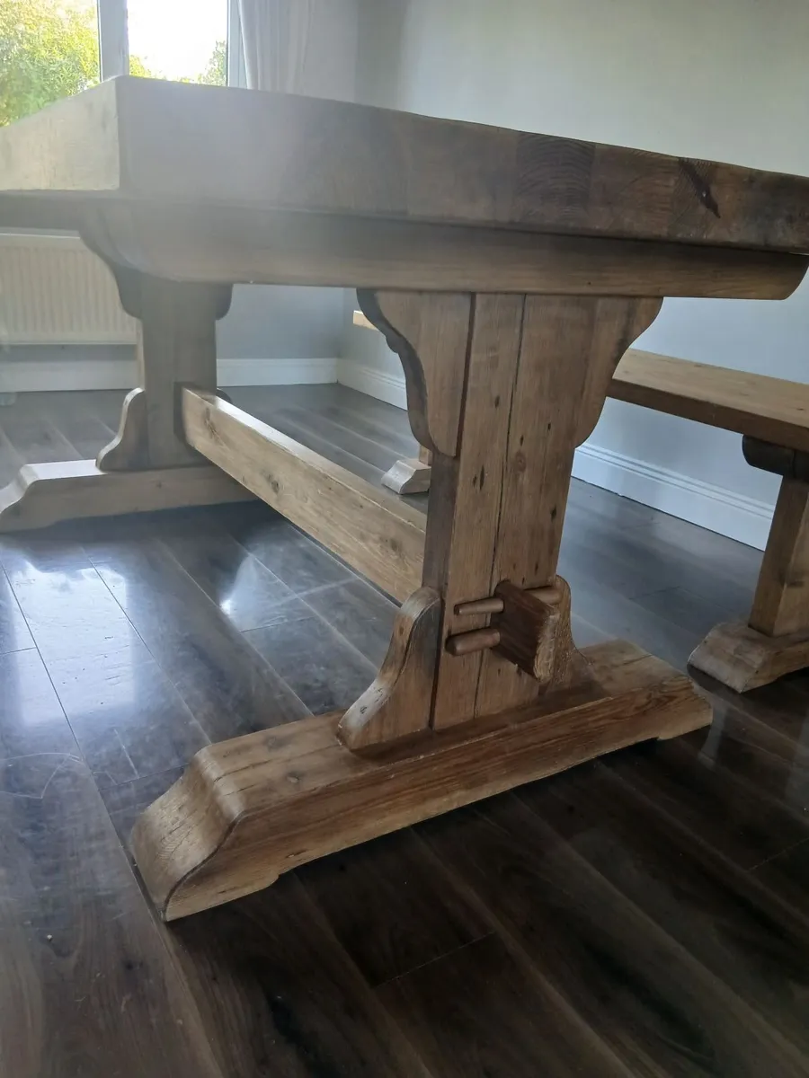 Kitchen table - Image 2