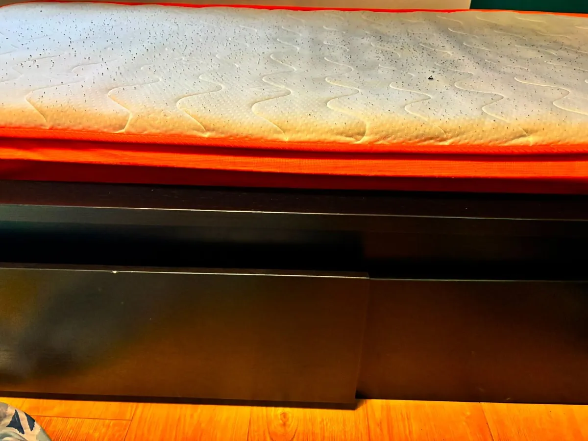 Two Single beds - Image 2