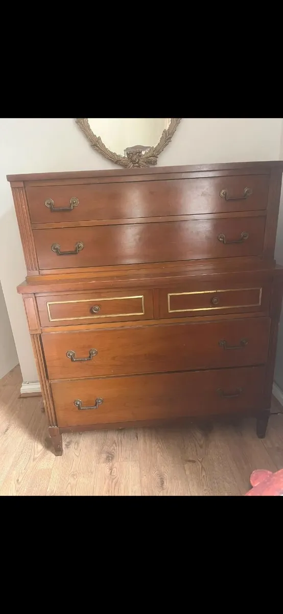Antique Chest of drawers - Image 1