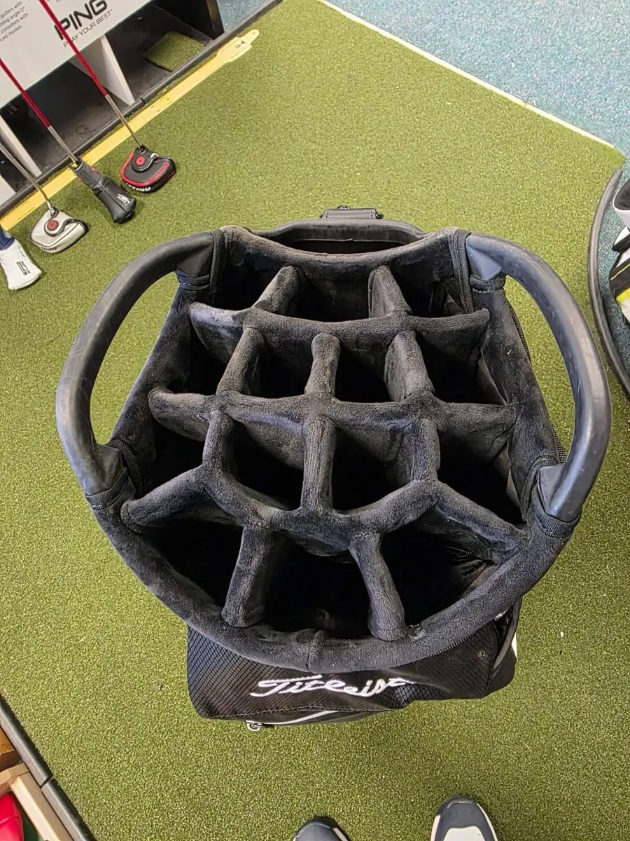 Titleist Tour Waterproof Bag - Image 3