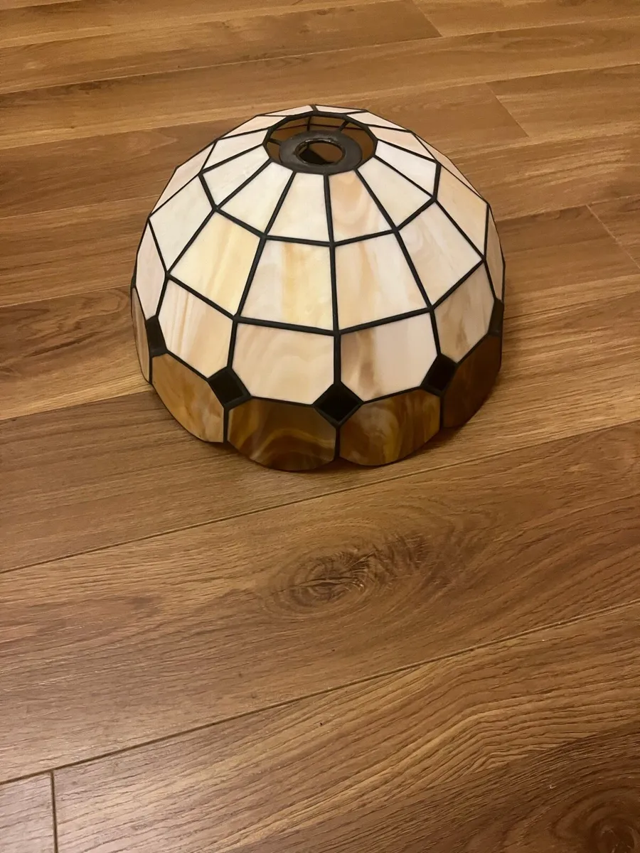 Tiffany lamp shade - Image 3