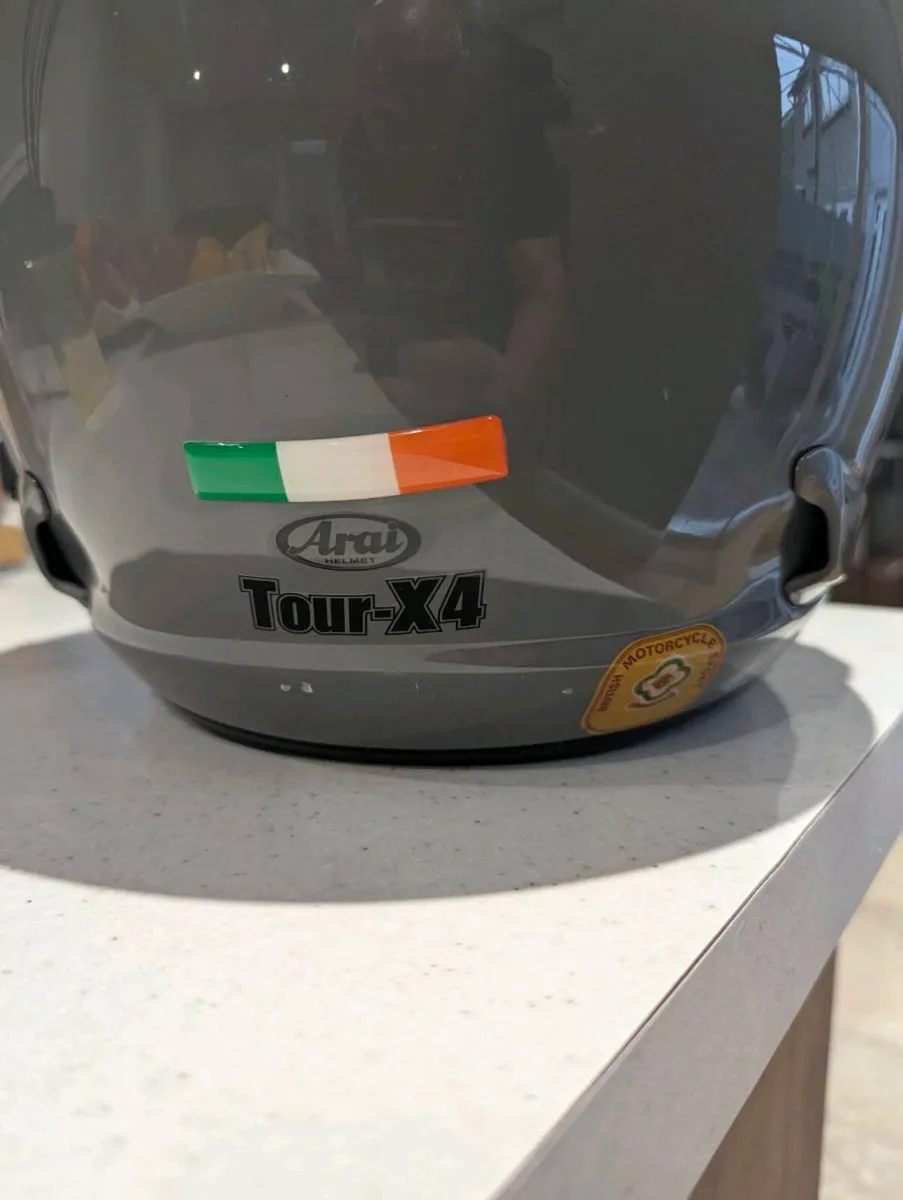 Arai Tour X4 - Image 4