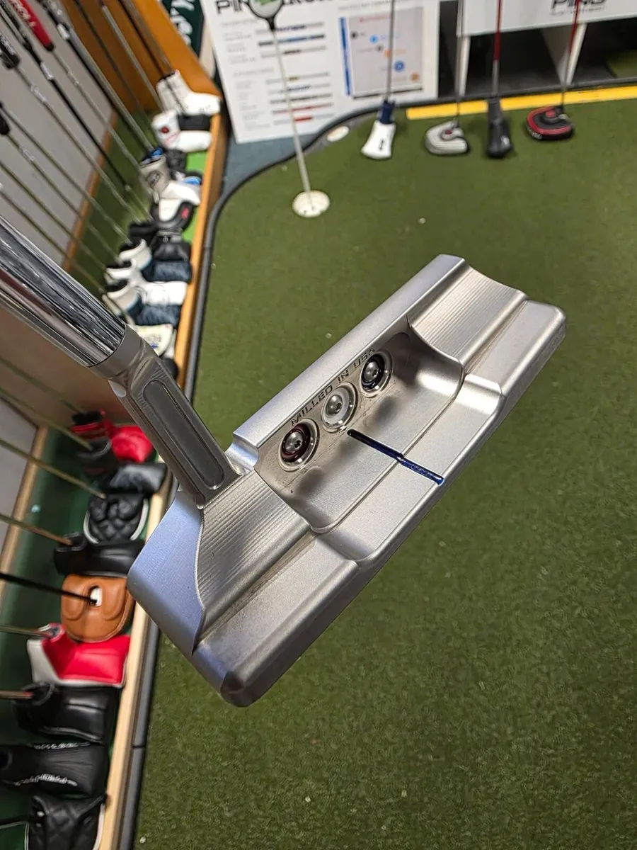 Scotty Cameron Champions Choice Button Back Putter - Image 3