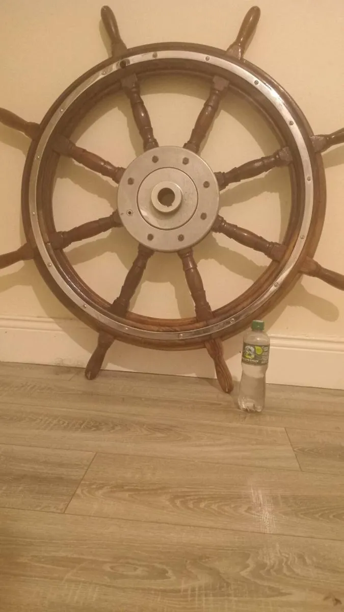 Old large ship wheel - Image 4