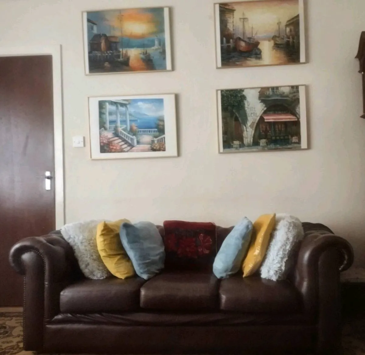 Leather chesterfield sofa - Image 3
