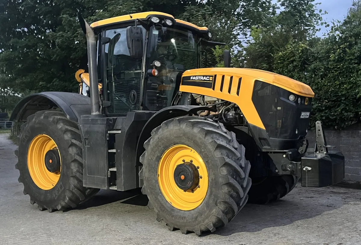 JCB Fastrac 8330 @Russell Fastraxx Ltd - Image 1