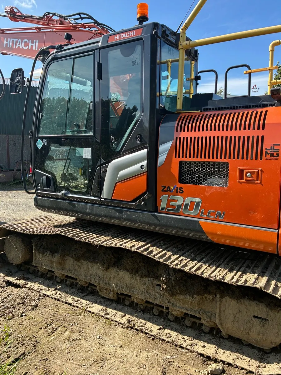 Hitachi ZX130-7 - Image 2