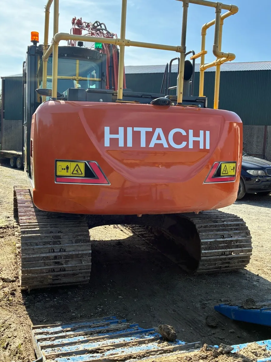 Hitachi ZX130-7 - Image 4